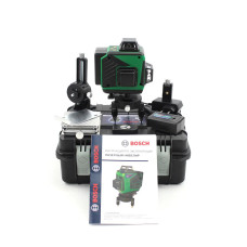 Акумуляторний лазерний нівелір BOSCH з 4-ма діодами: надійний помічник для точної розмітки